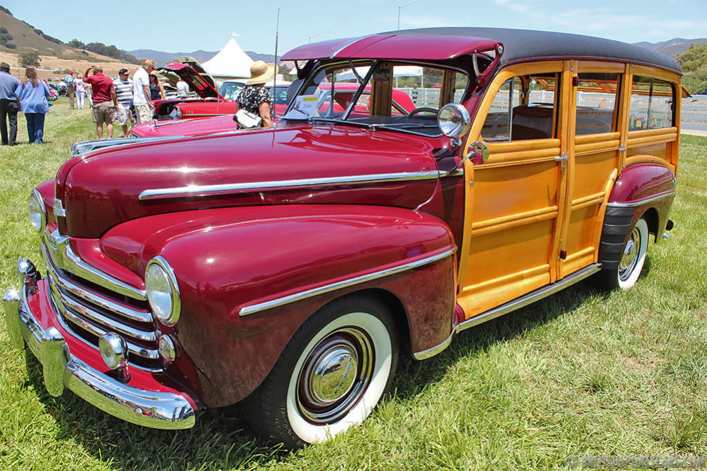 1948 Ford Special Deluxe Woodie Wagon