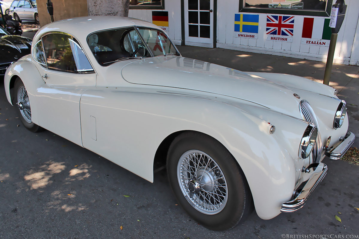 Jaguar XK120 FHC