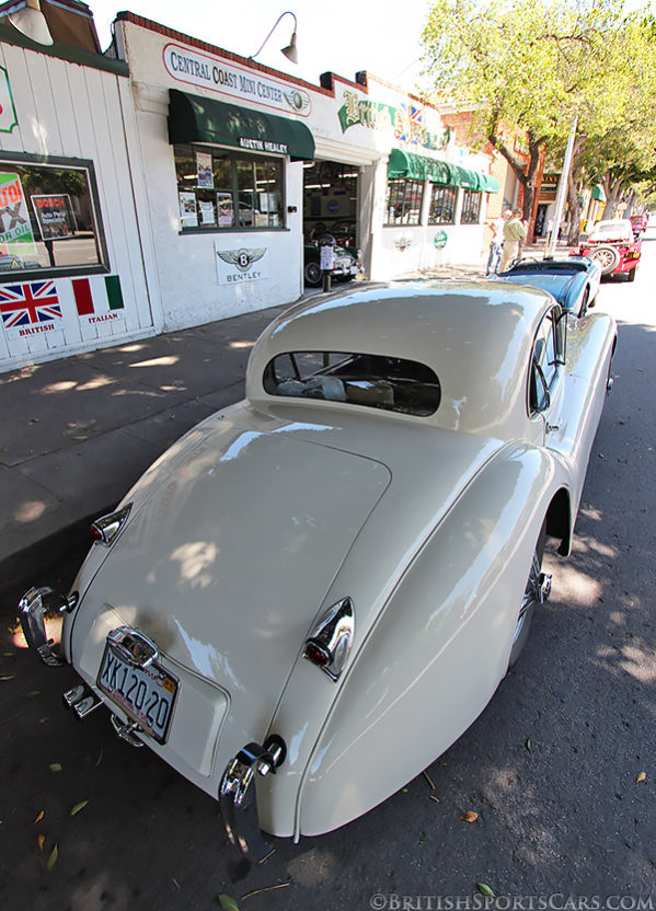 Jaguar XK120 FHC