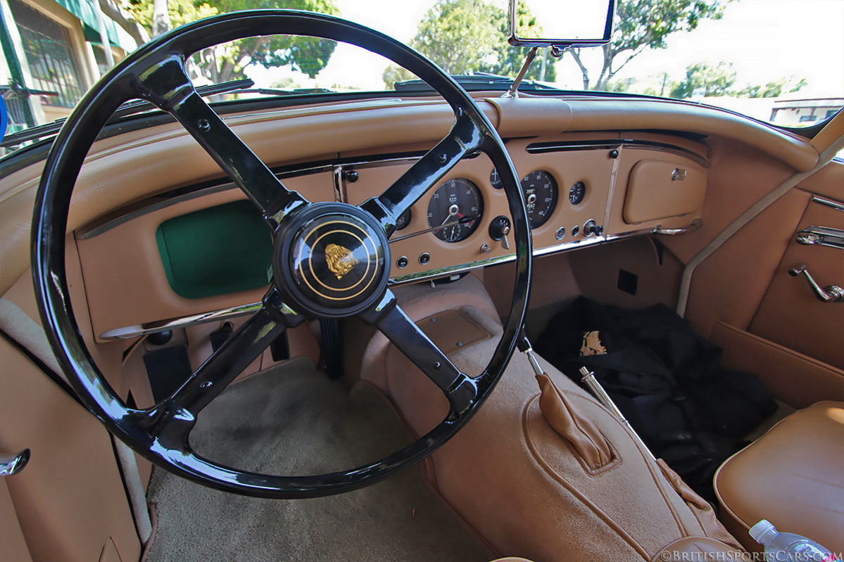 Jaguar XK150 Dash