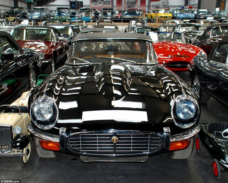 James Hull's Classic Jaguar Collection