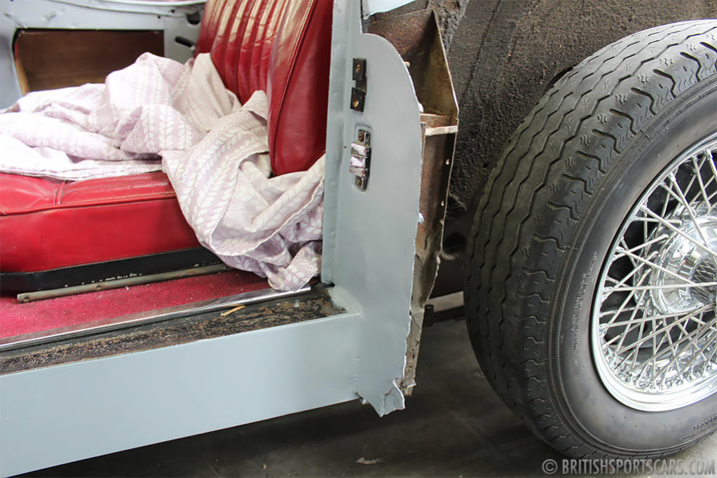 Jaguar XK120 Roadster Restoration