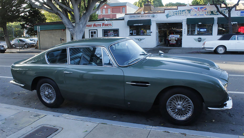 Aston Martin DB6 Vantage